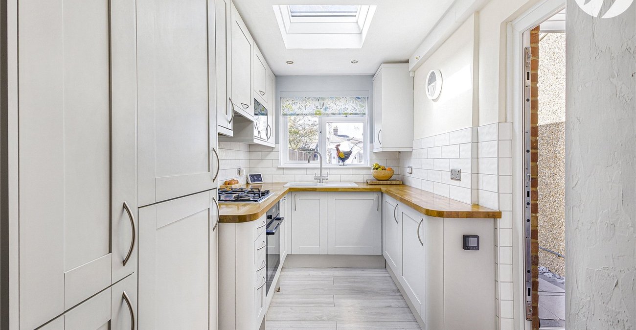 3 bedroom house for sale in Eynsford Road | Robinson Jackson