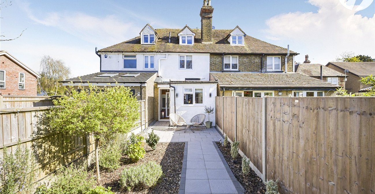 3 bedroom house for sale in Eynsford Road | Robinson Jackson