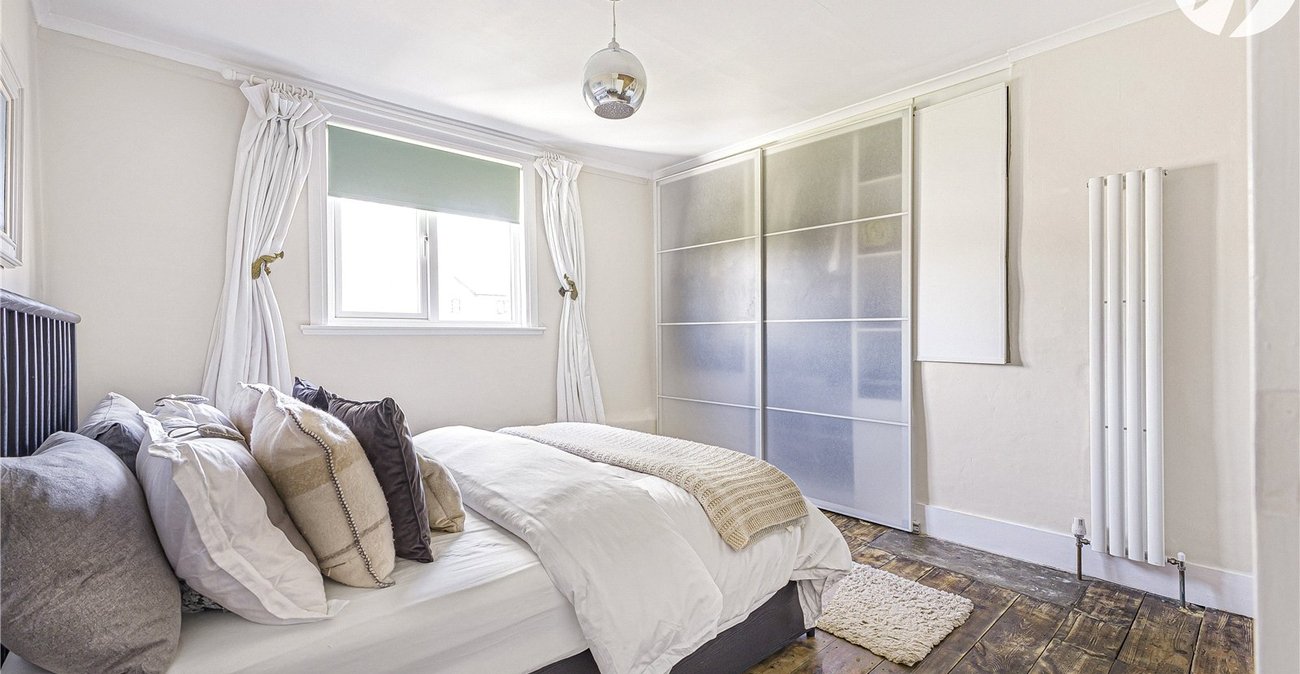 3 bedroom house for sale in Eynsford Road | Robinson Jackson