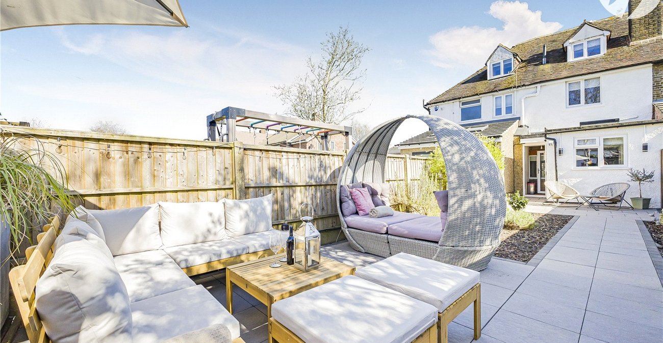 3 bedroom house for sale in Eynsford Road | Robinson Jackson