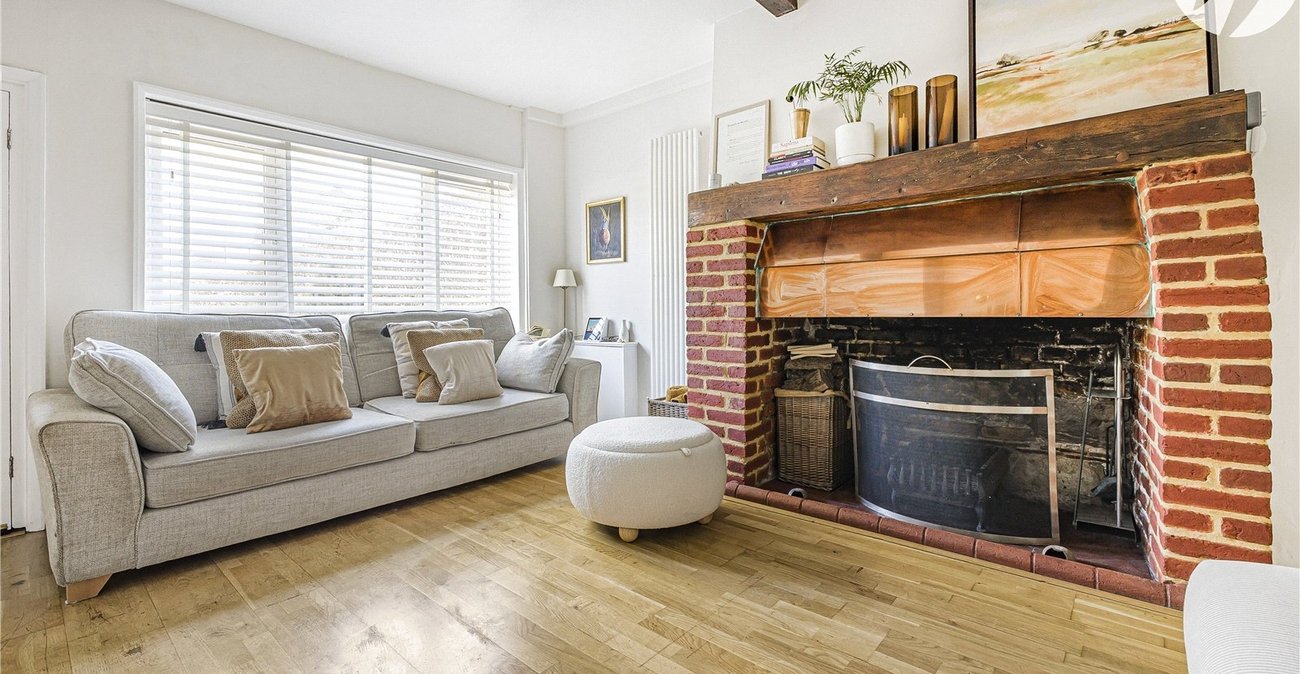 3 bedroom house for sale in Eynsford Road | Robinson Jackson