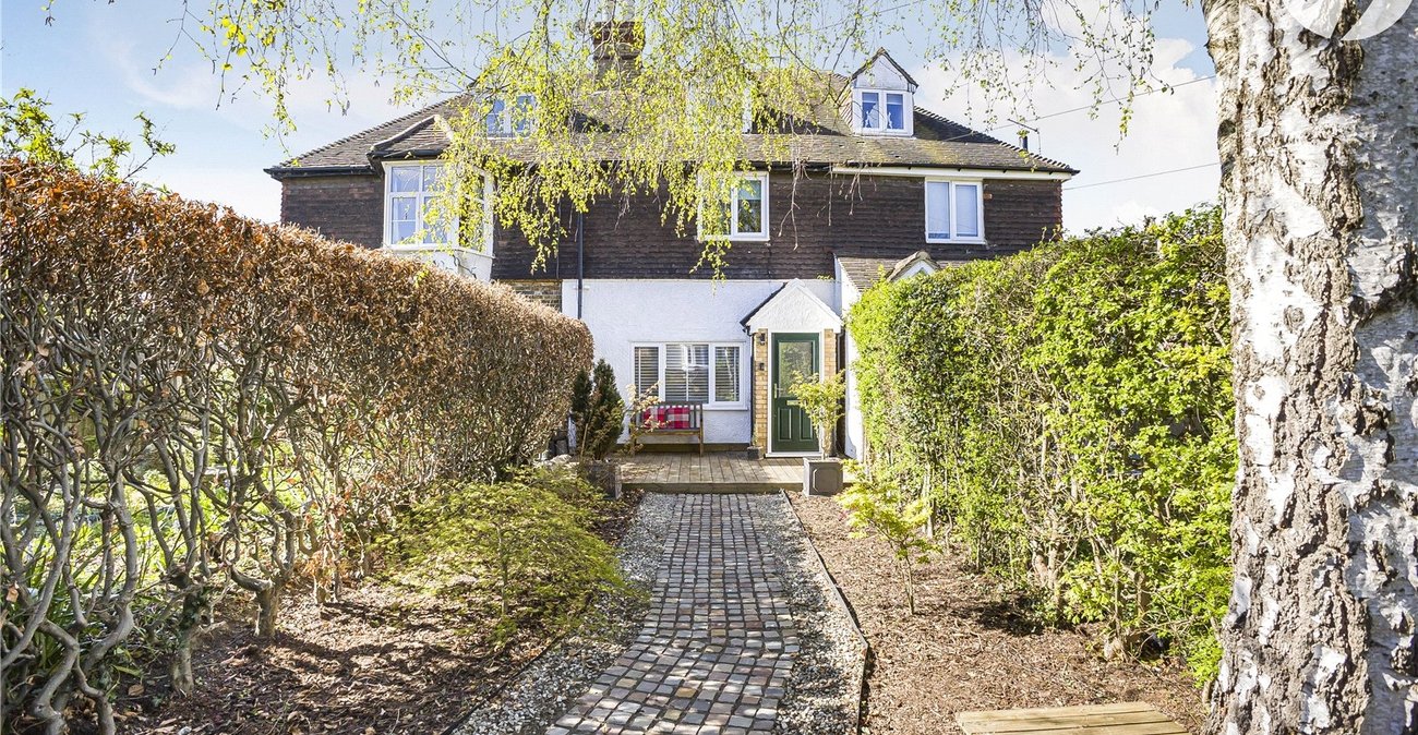 3 bedroom house for sale in Eynsford Road | Robinson Jackson