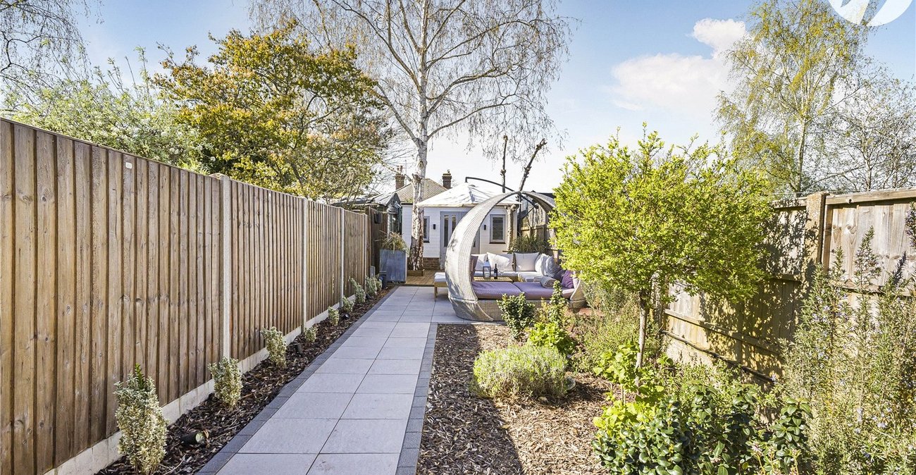 3 bedroom house for sale in Eynsford Road | Robinson Jackson