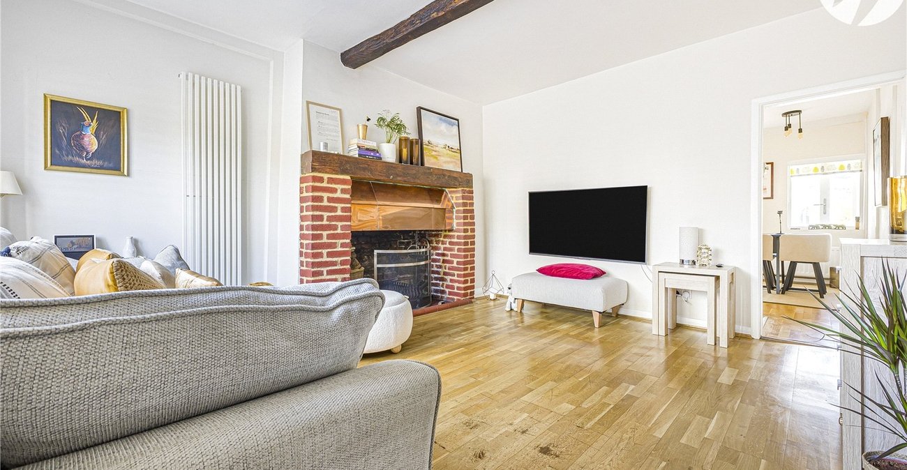 3 bedroom house for sale in Eynsford Road | Robinson Jackson