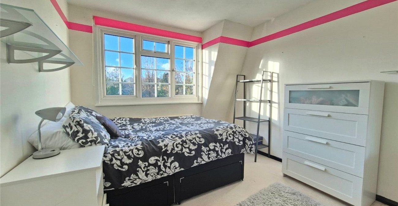 4 bedroom house for sale in Orpington | Robinson Jackson