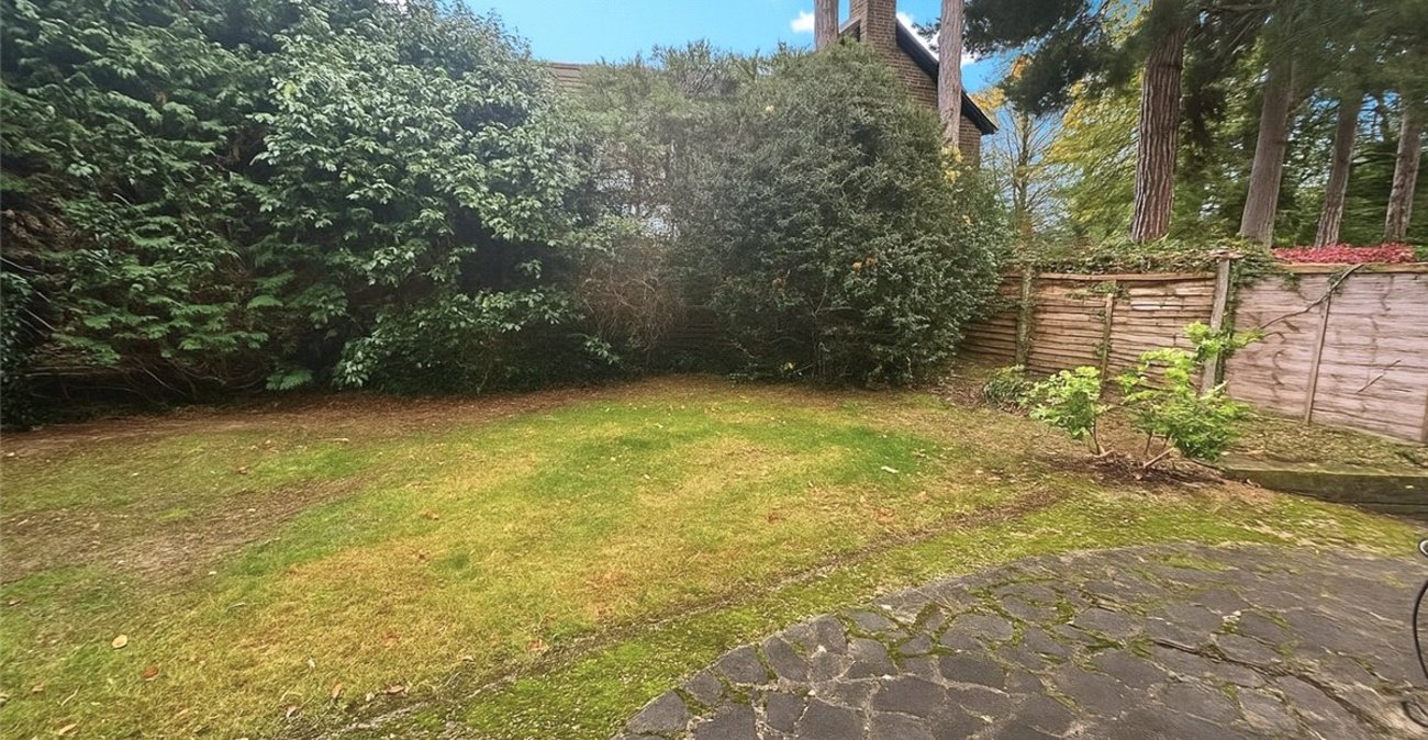 4 bedroom house for sale in Orpington | Robinson Jackson