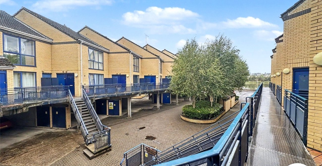 2 bedroom property for sale in Valetta Way | Robinson Michael & Jackson