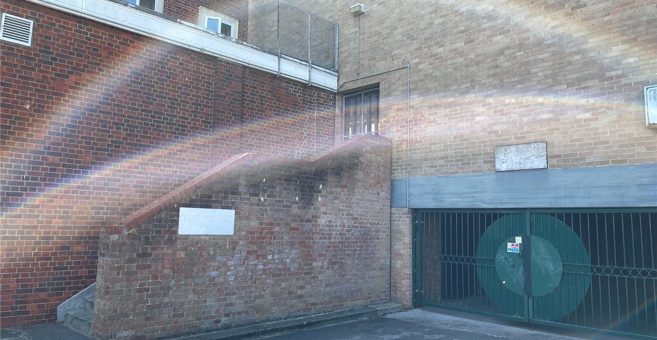 1 bedroom property for sale in London | Robinson Jackson