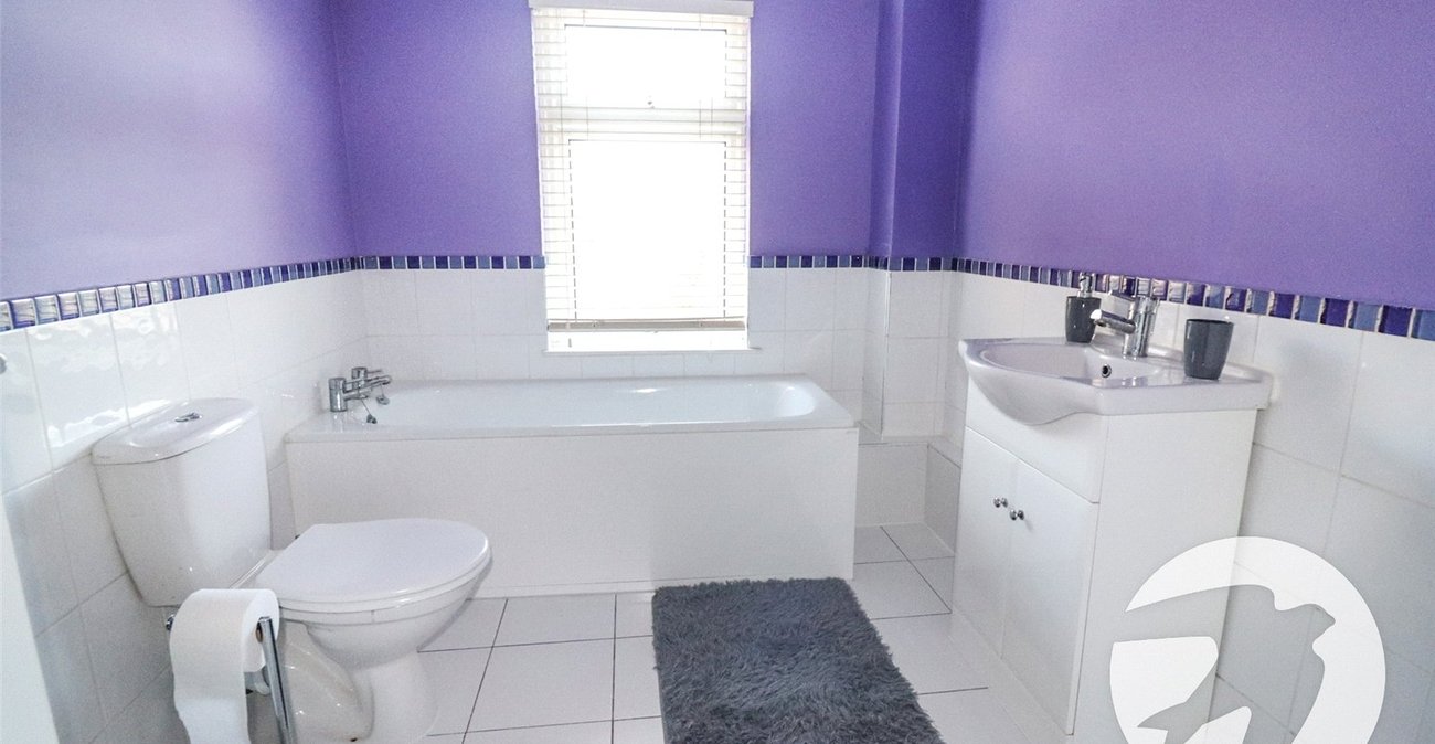 2 bedroom house for sale in Erith | Robinson Jackson