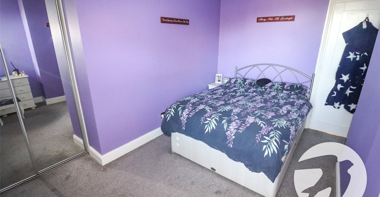 2 bedroom house for sale in Erith | Robinson Jackson