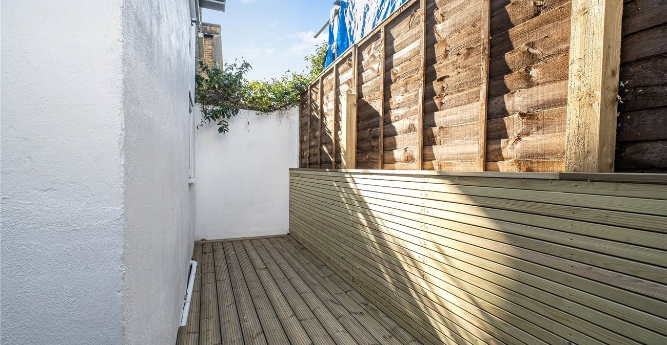 2 bedroom property for sale in Sydenham | Robinson Jackson