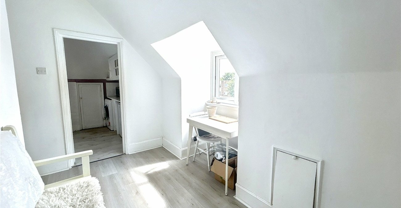 2 bedroom property for sale in Sidcup | Robinson Jackson