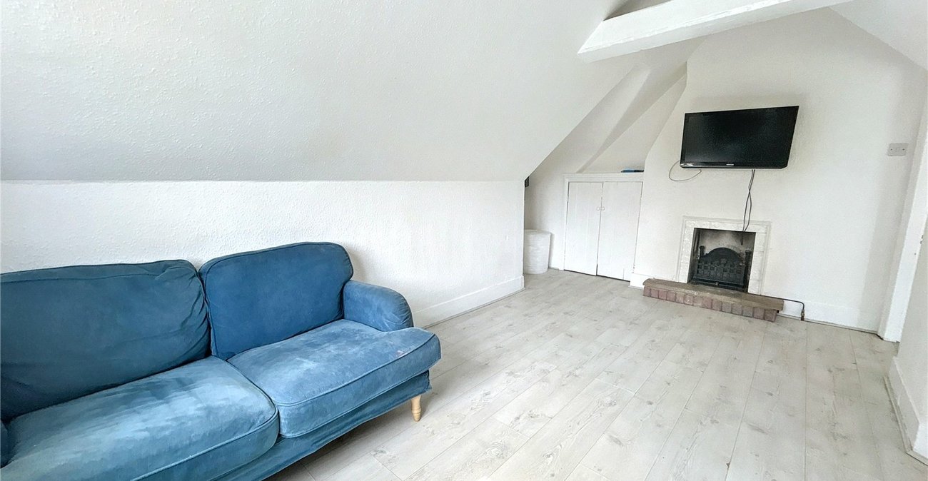 2 bedroom property for sale in Sidcup | Robinson Jackson