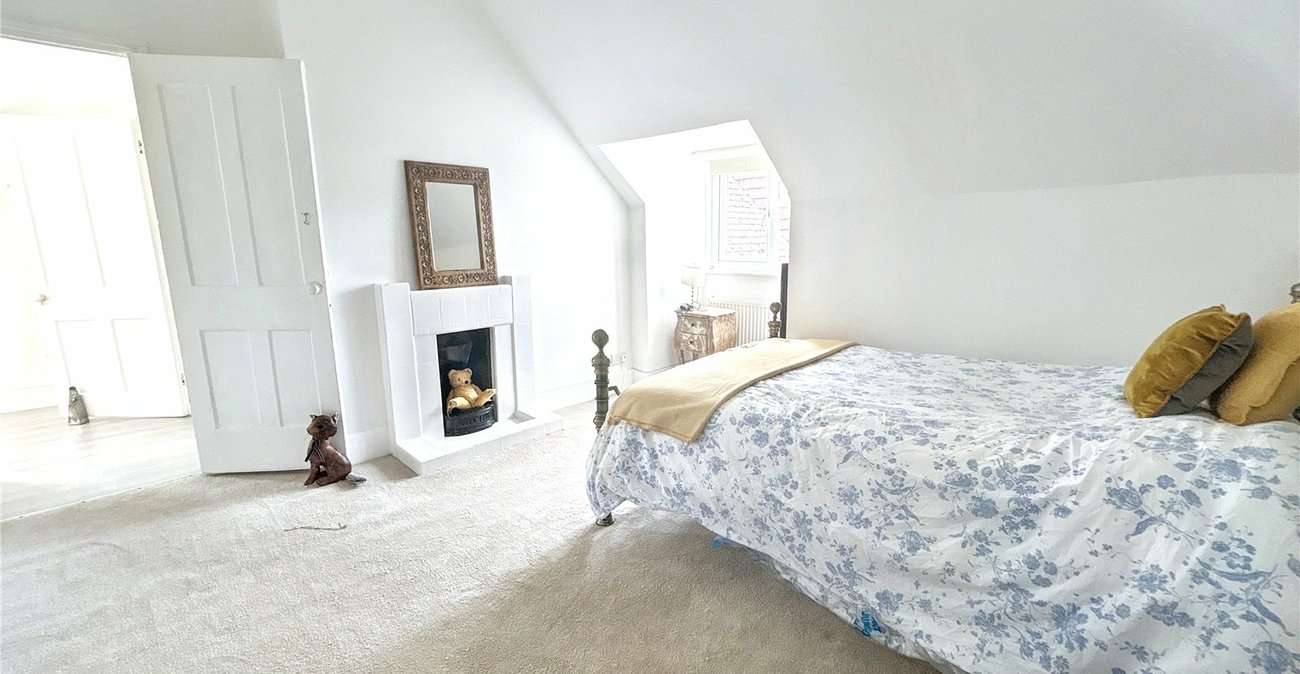 2 bedroom property for sale in Sidcup | Robinson Jackson