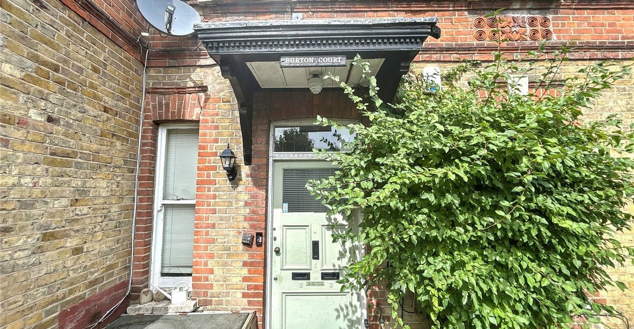 2 bedroom property for sale in Sidcup | Robinson Jackson