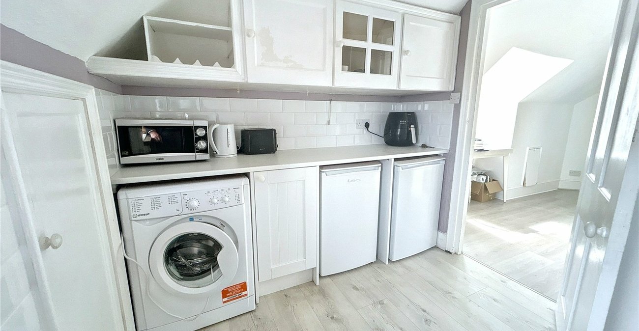 2 bedroom property for sale in Sidcup | Robinson Jackson