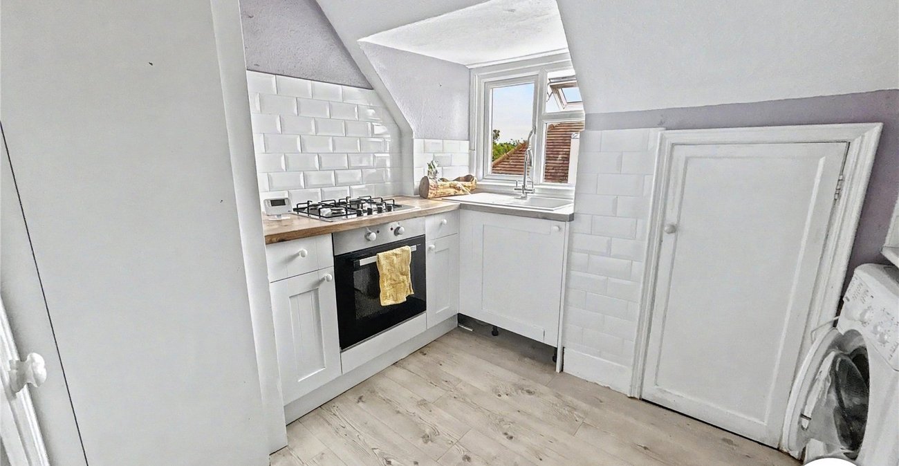 2 bedroom property for sale in Sidcup | Robinson Jackson