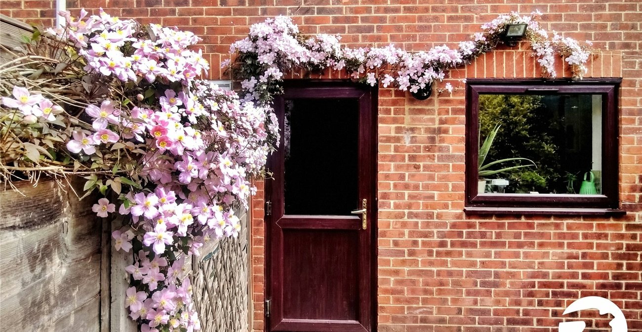 2 bedroom house for sale in Maidstone | Robinson Michael & Jackson