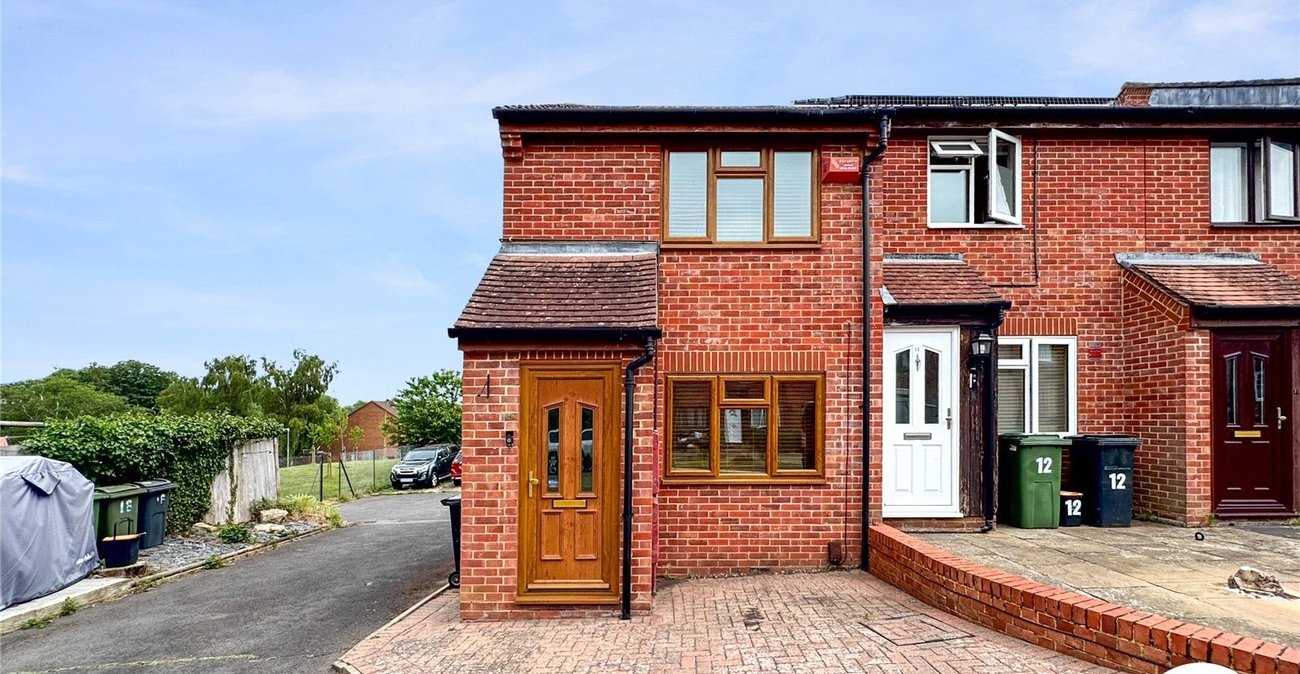 2 bedroom house for sale in Maidstone | Robinson Michael & Jackson
