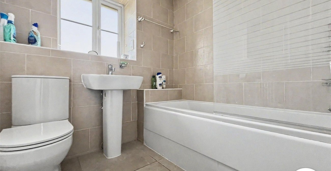 2 bedroom house for sale in St. Marys Island | Robinson Michael & Jackson