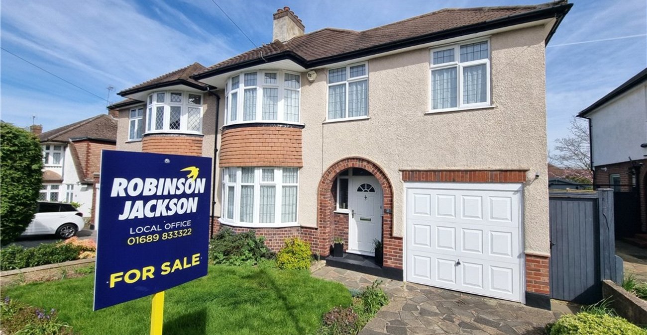 3 bedroom house for sale in Locksbottom | Robinson Jackson