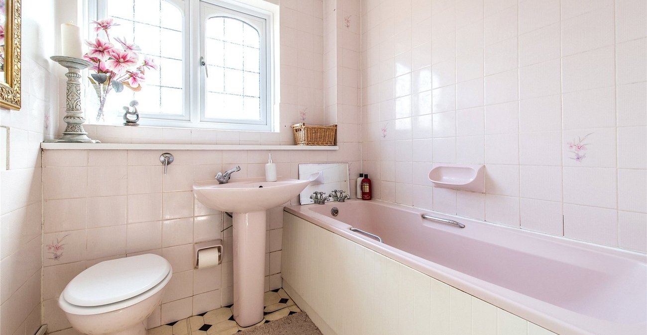 3 bedroom house for sale in Gravesend | Robinson Michael & Jackson