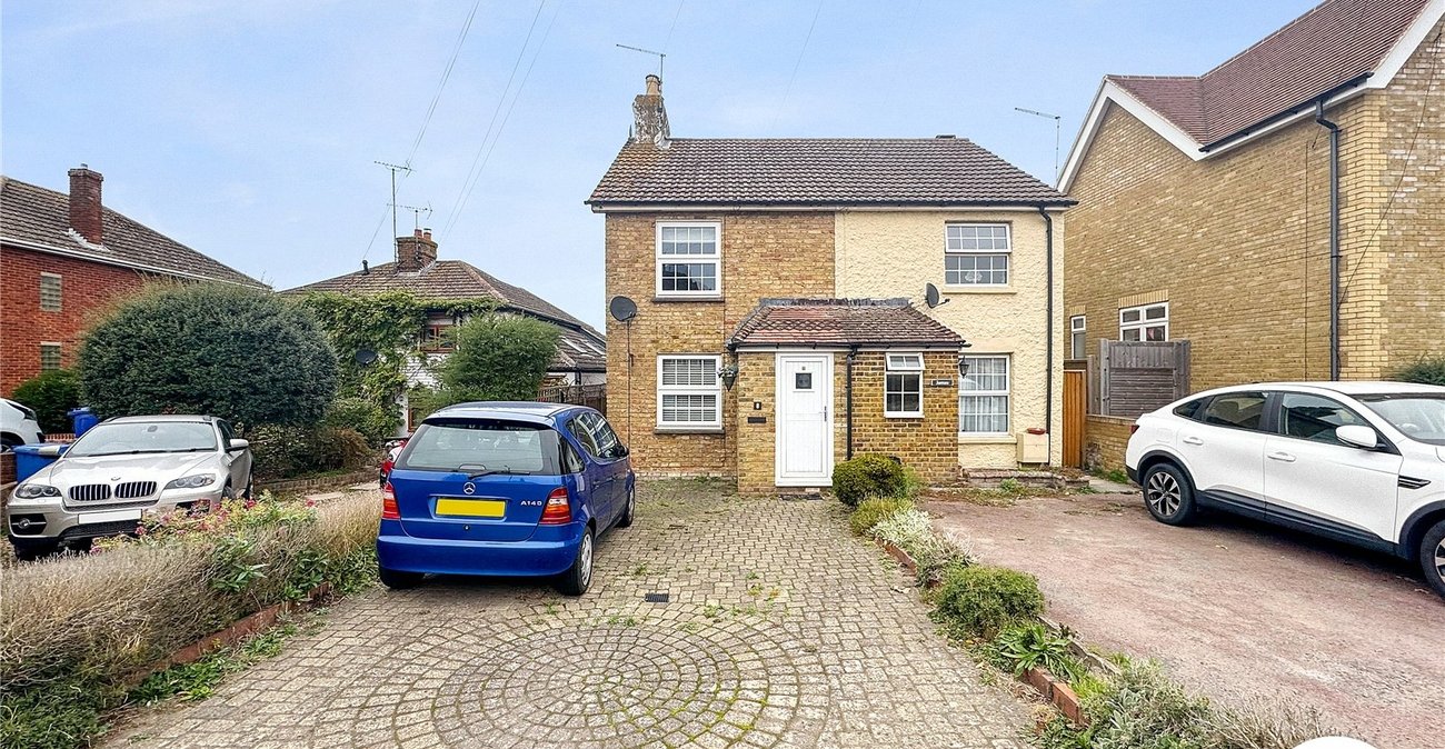 2 bedroom house for sale in Bapchild | Robinson Michael & Jackson