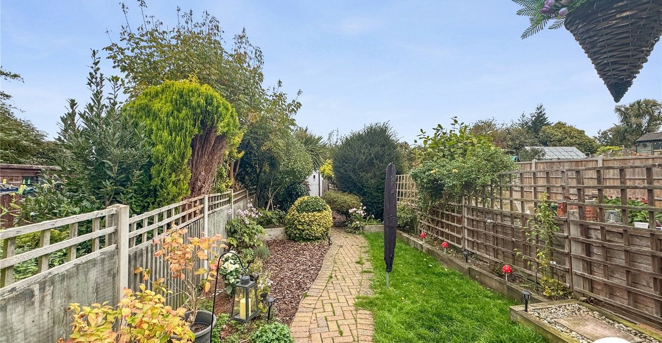 2 bedroom house for sale in Bapchild | Robinson Michael & Jackson