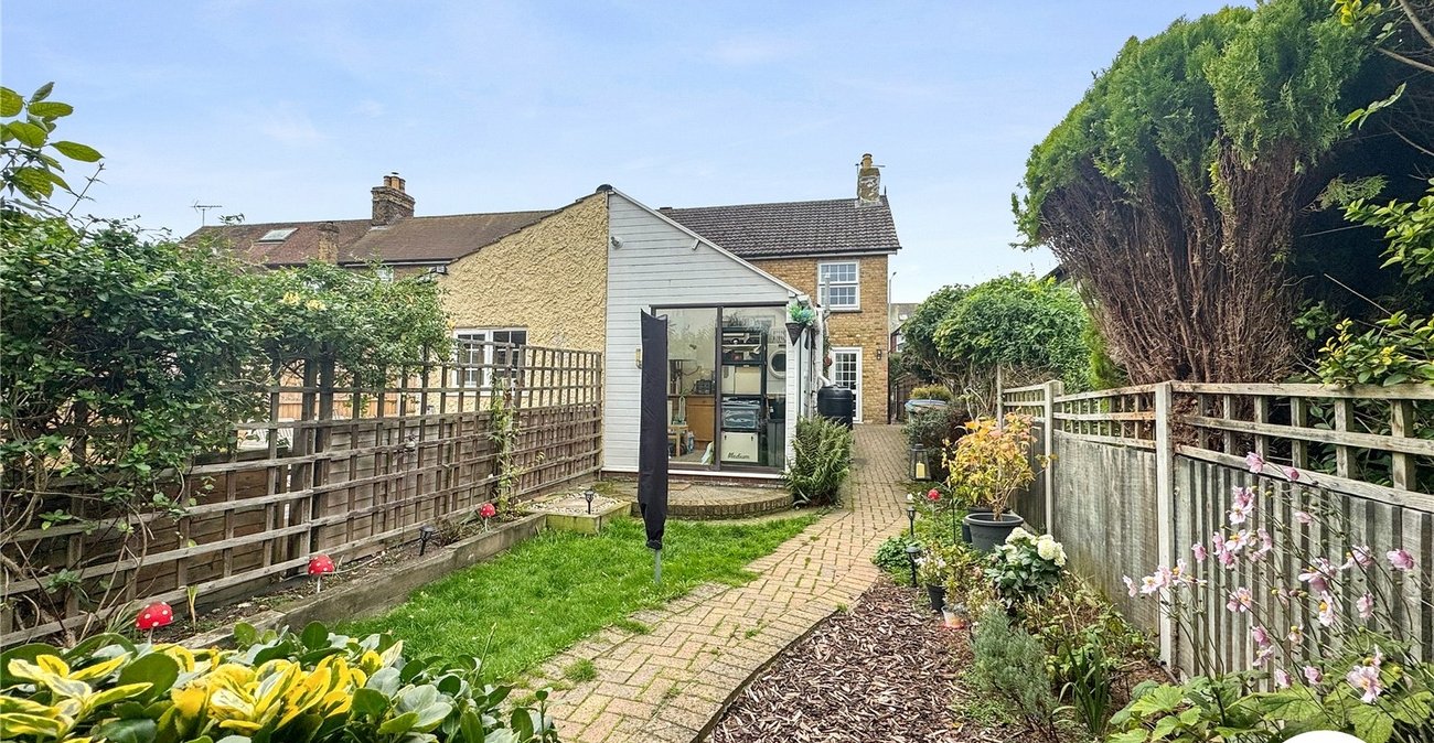 2 bedroom house for sale in Bapchild | Robinson Michael & Jackson