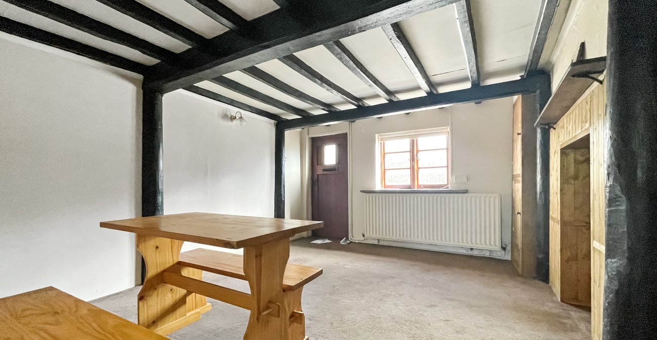 2 bedroom house for sale in Bredhurst | Robinson Michael & Jackson