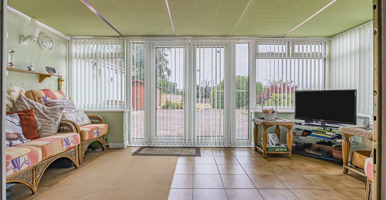 4 bedroom bungalow for sale in Bredhurst | Robinson Michael & Jackson