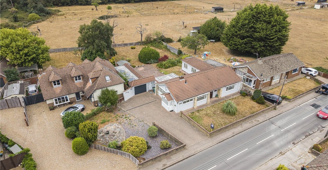 4 bedroom bungalow for sale in Bredhurst | Robinson Michael & Jackson