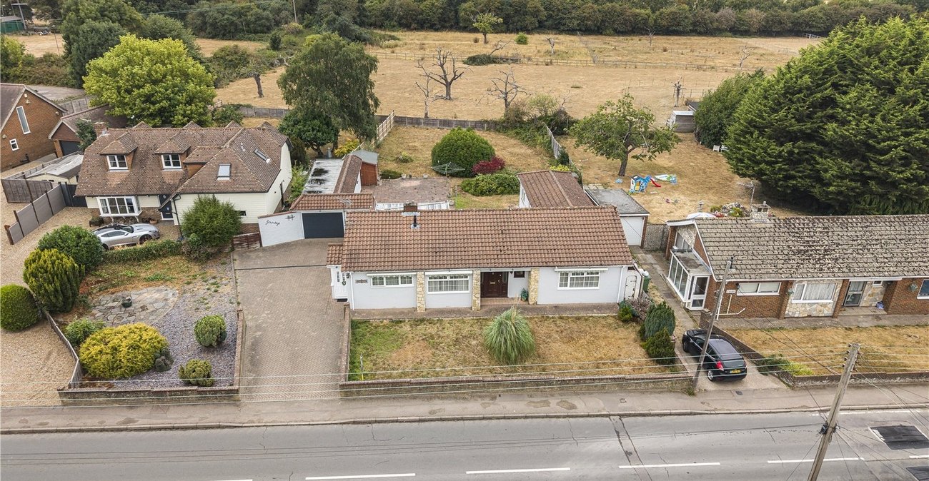 4 bedroom bungalow for sale in Bredhurst | Robinson Michael & Jackson