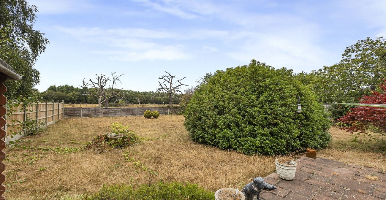 4 bedroom bungalow for sale in Bredhurst | Robinson Michael & Jackson