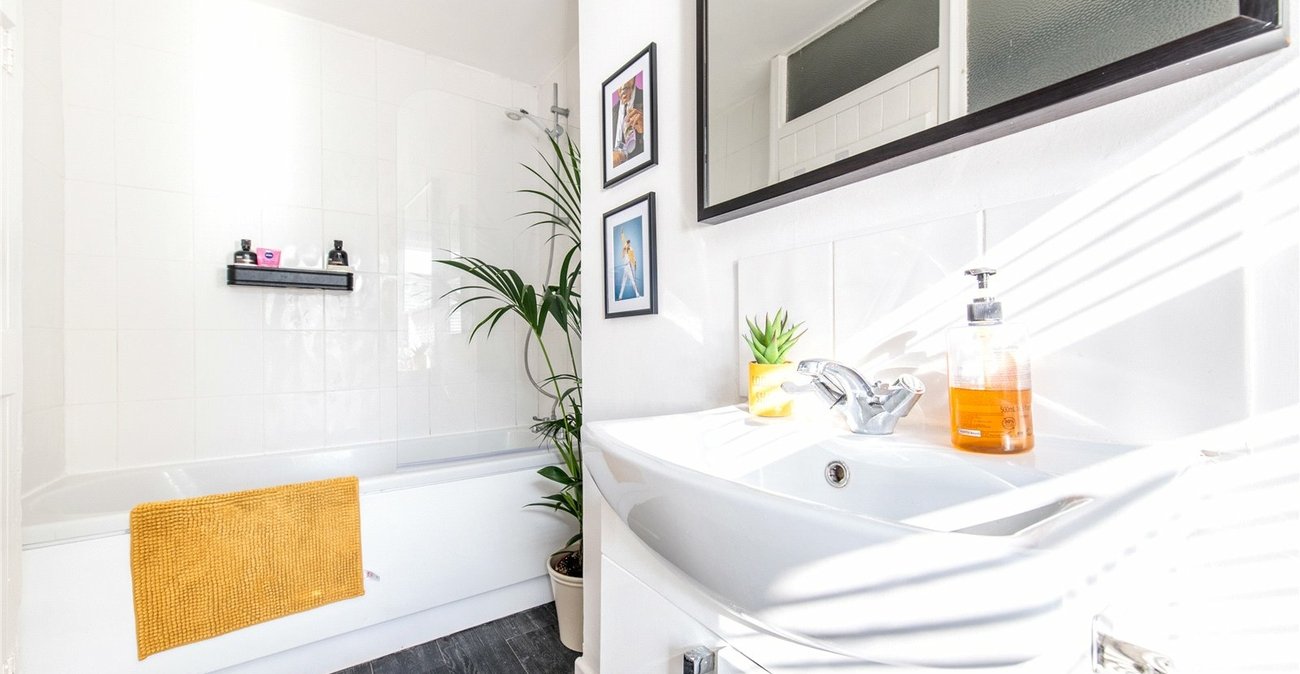 2 bedroom house for sale in Detling | Robinson Michael & Jackson