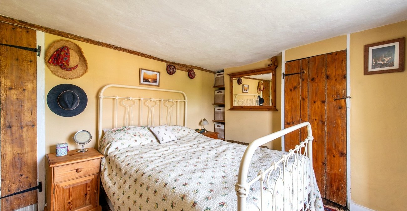 2 bedroom house for sale in Hartlip | Robinson Michael & Jackson