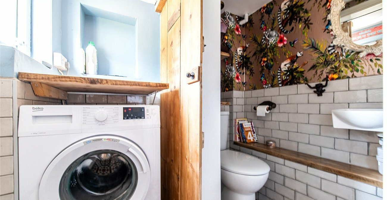 2 bedroom house for sale in Hartlip | Robinson Michael & Jackson