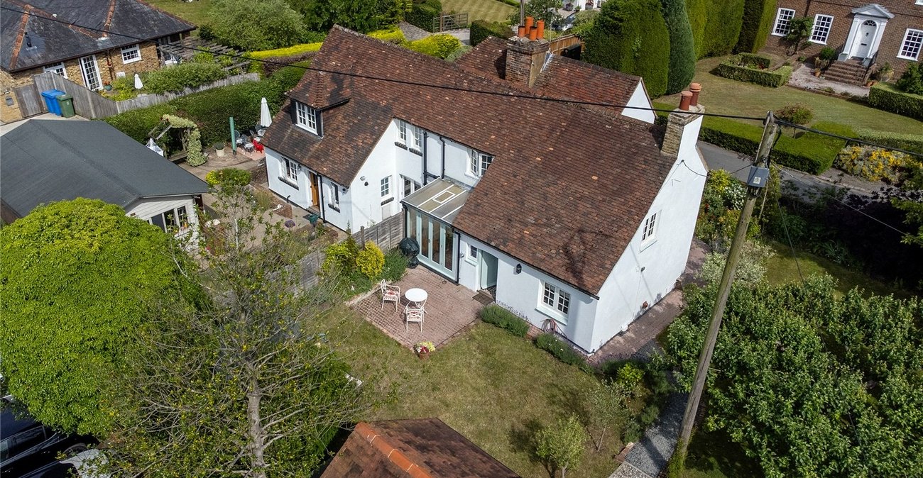 2 bedroom house for sale in Hartlip | Robinson Michael & Jackson