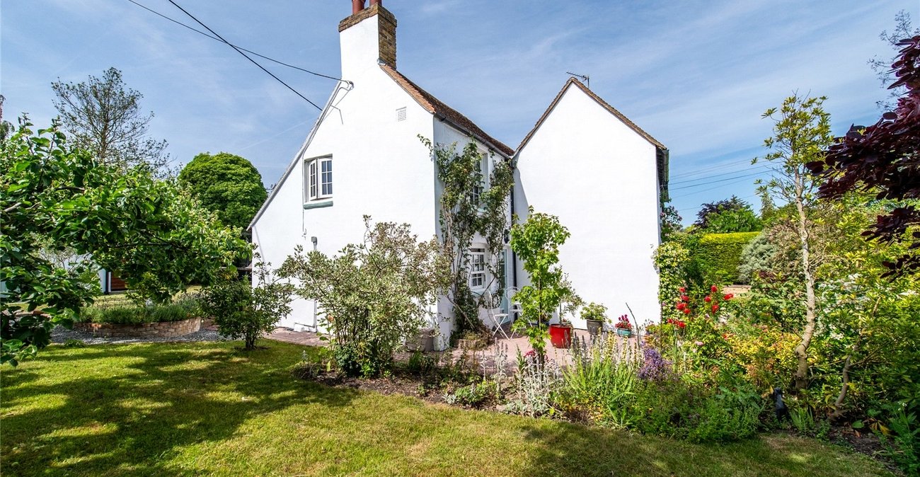 2 bedroom house for sale in Hartlip | Robinson Michael & Jackson