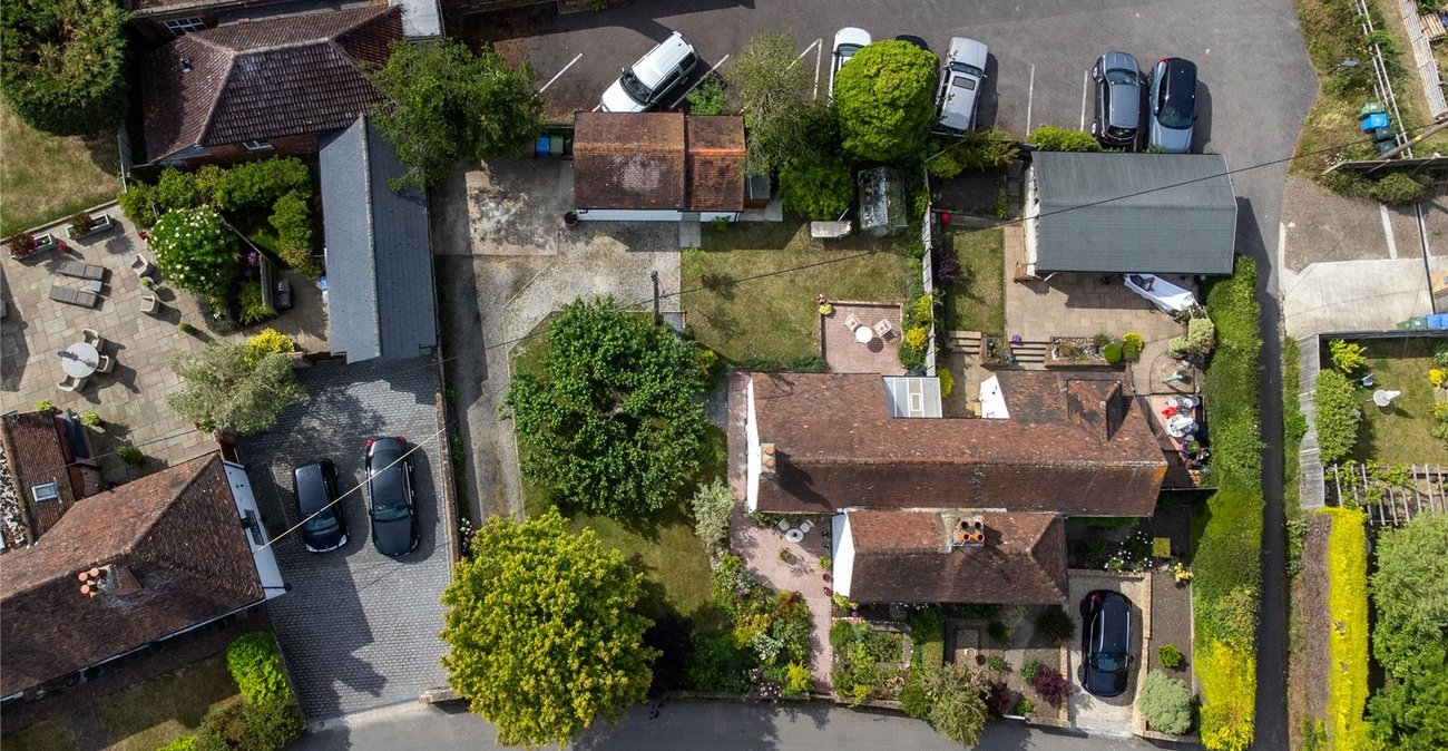 2 bedroom house for sale in Hartlip | Robinson Michael & Jackson