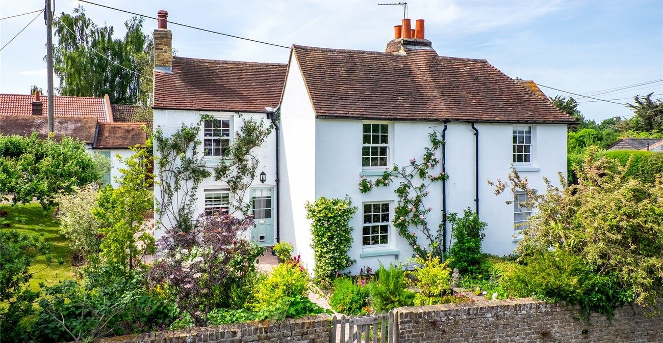 2 bedroom house for sale in Hartlip | Robinson Michael & Jackson