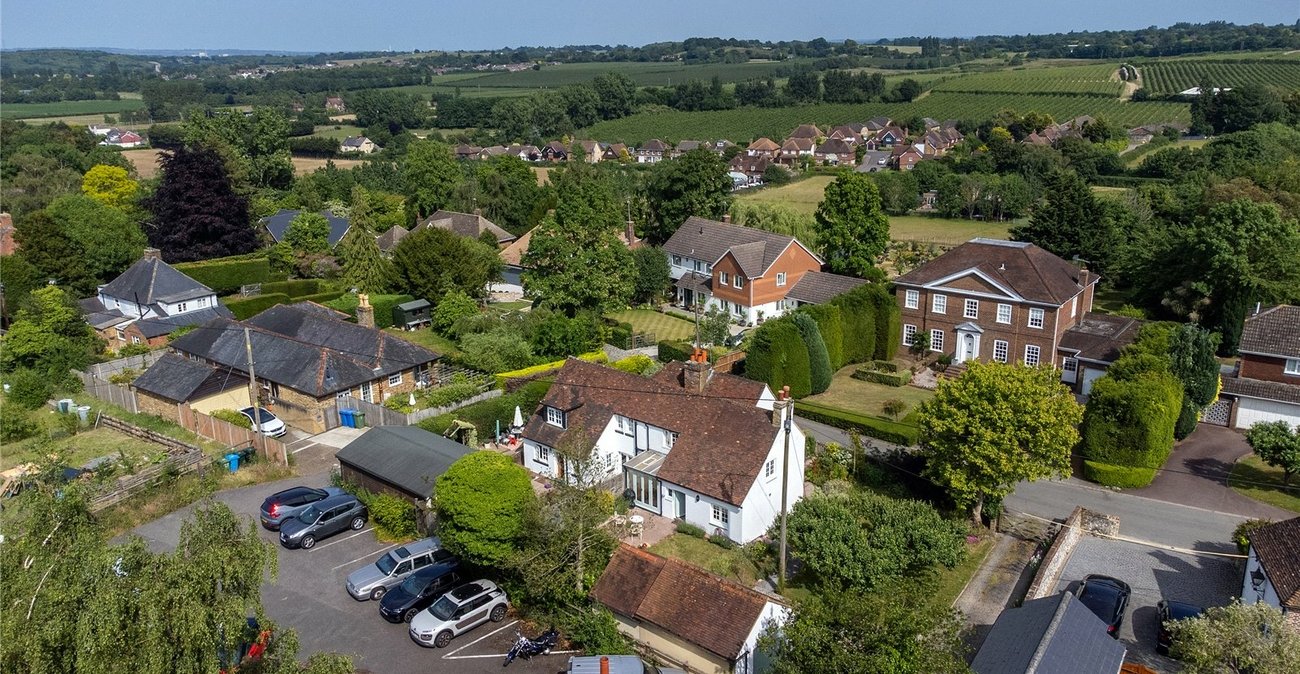 2 bedroom house for sale in Hartlip | Robinson Michael & Jackson