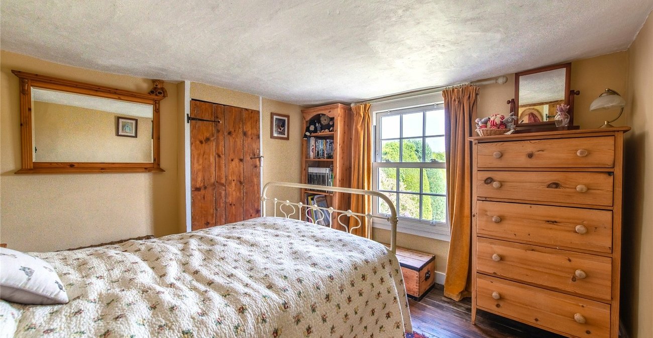 2 bedroom house for sale in Hartlip | Robinson Michael & Jackson