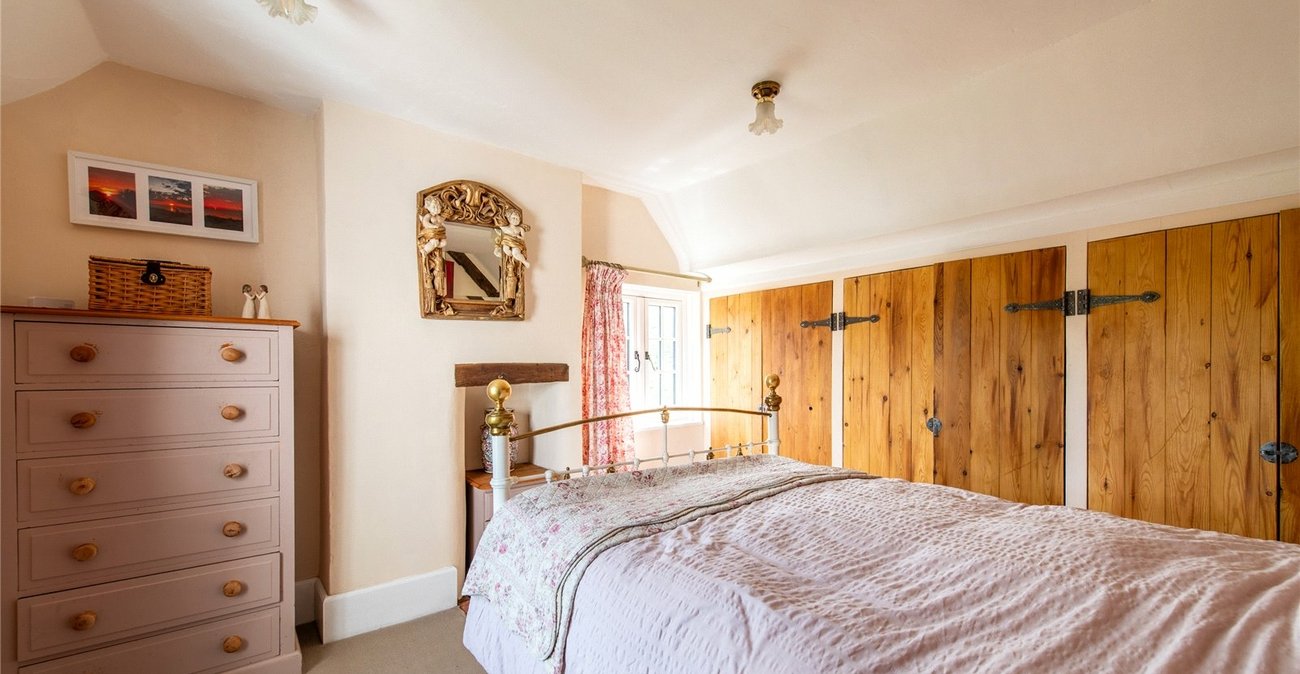 2 bedroom house for sale in Hartlip | Robinson Michael & Jackson