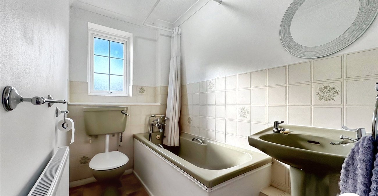 2 bedroom house for sale in Maidstone | Robinson Michael & Jackson