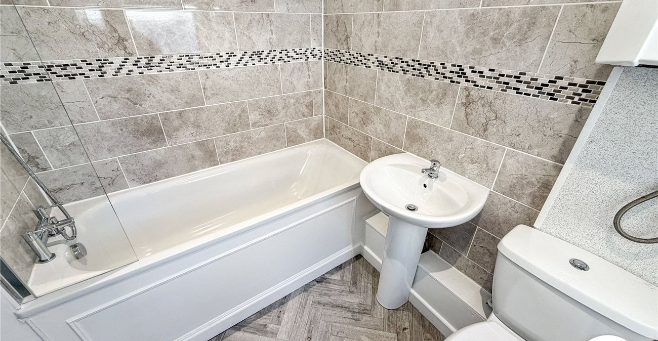 4 bedroom house for sale in Rochester | Robinson Michael & Jackson