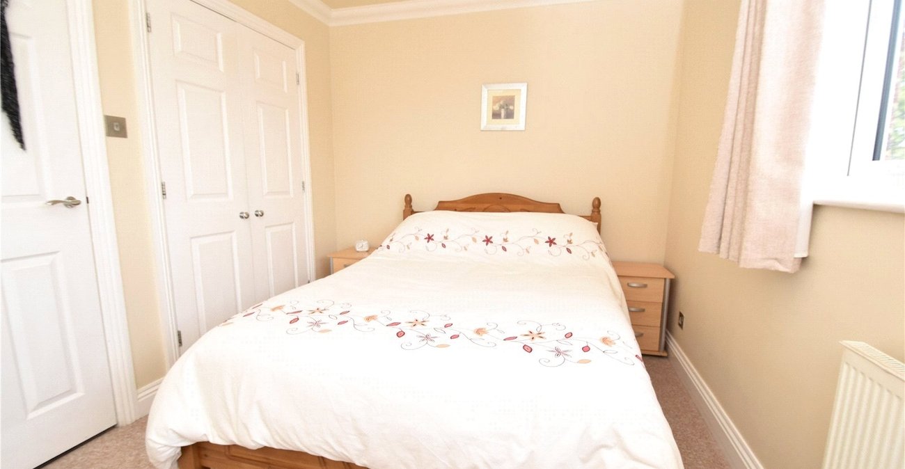 2 bedroom house for sale in Dartford | Robinson Jackson