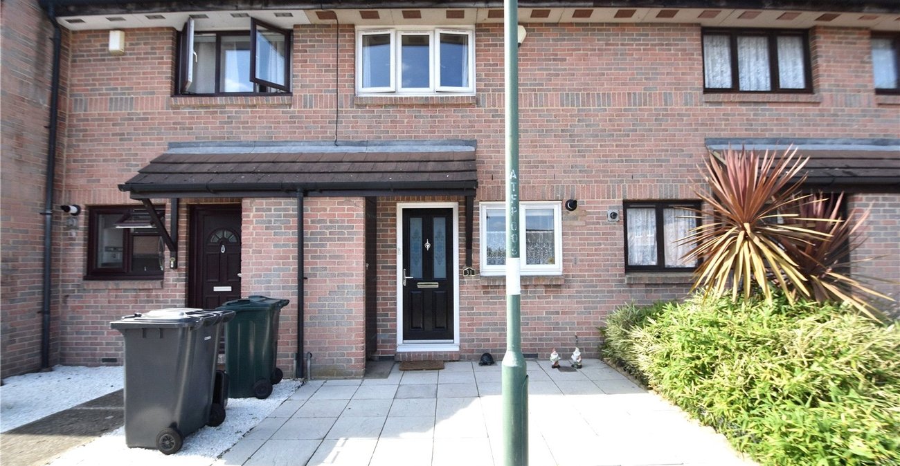 2 bedroom house for sale in Dartford | Robinson Jackson