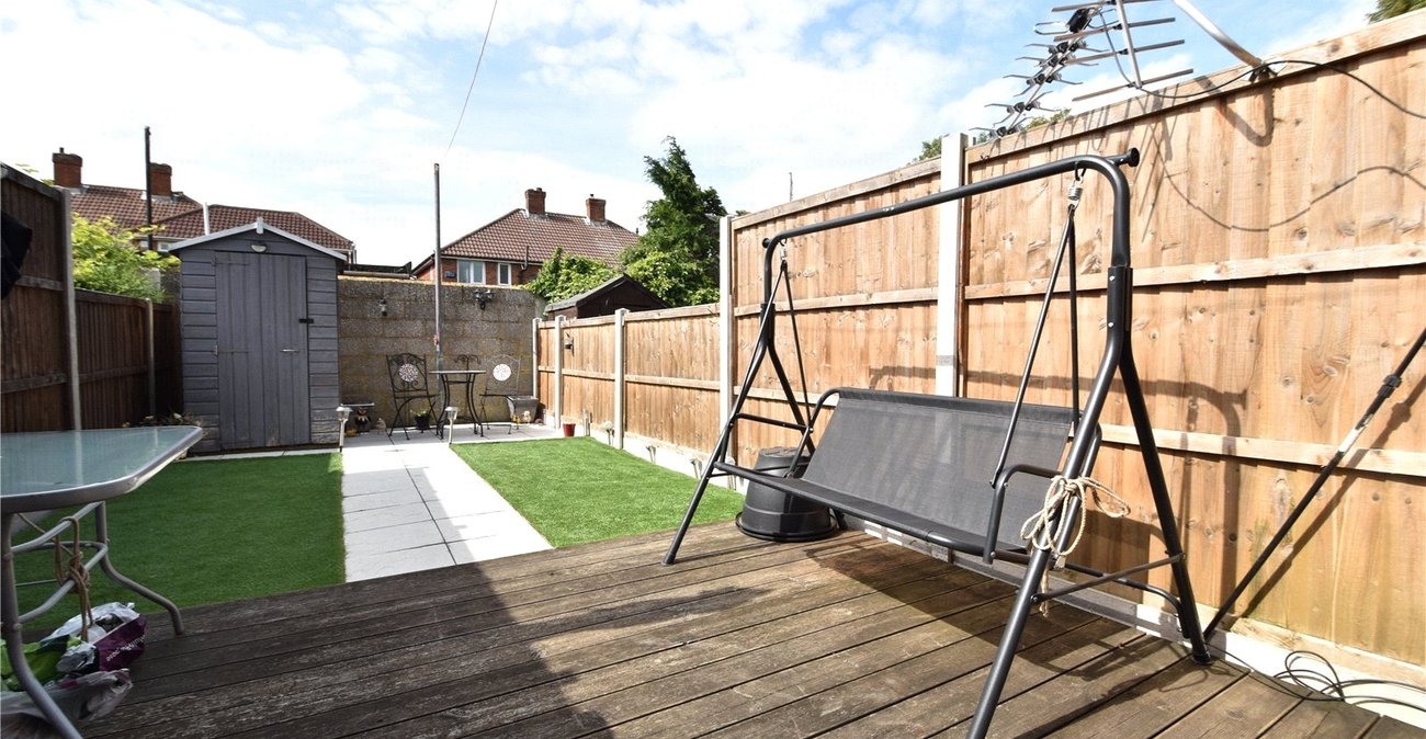 2 bedroom house for sale in Dartford | Robinson Jackson