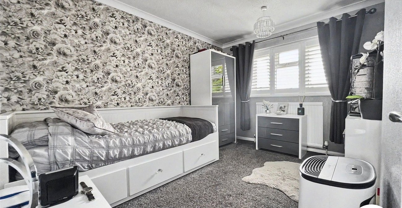 2 bedroom house for sale in Rochester | Robinson Michael & Jackson